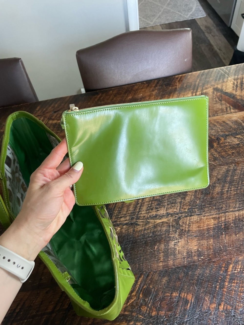 Tory Burch Green Laser-Cut Logo Tote - Picture 6 of 6
